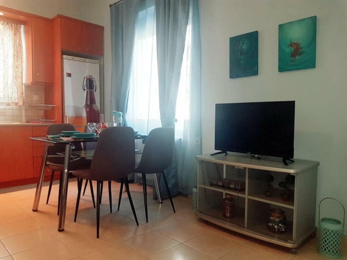 Cozy Apartment Near Monastiraki Atena Exterior foto